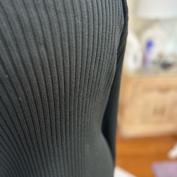 Beautiful gently used INC black leather sweater with a hood and zipper size L - Picture 8 of 13